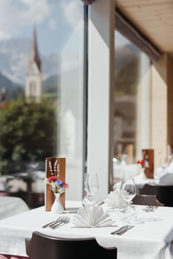 Berghotel Sanvi San Martino in Badia Esterno foto